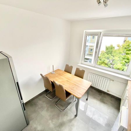 Zentral gelegene 2 Zi. Wohnung nähe Innenstadt/HBF Wolfsburg Exterior foto